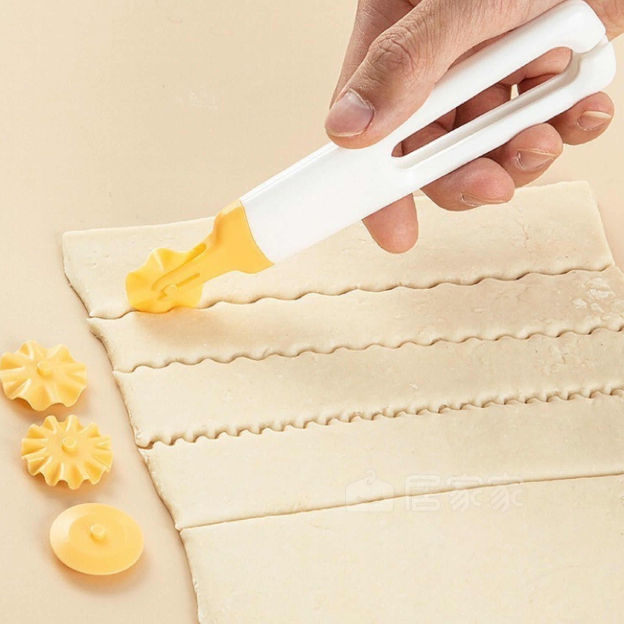 Multifunctional Pastry Cutter