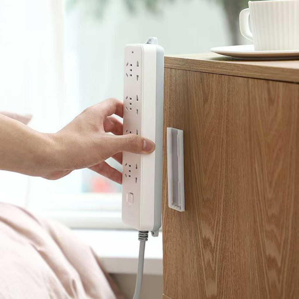 Self-Adhesive Hole-Free Plug-In Board Fixer