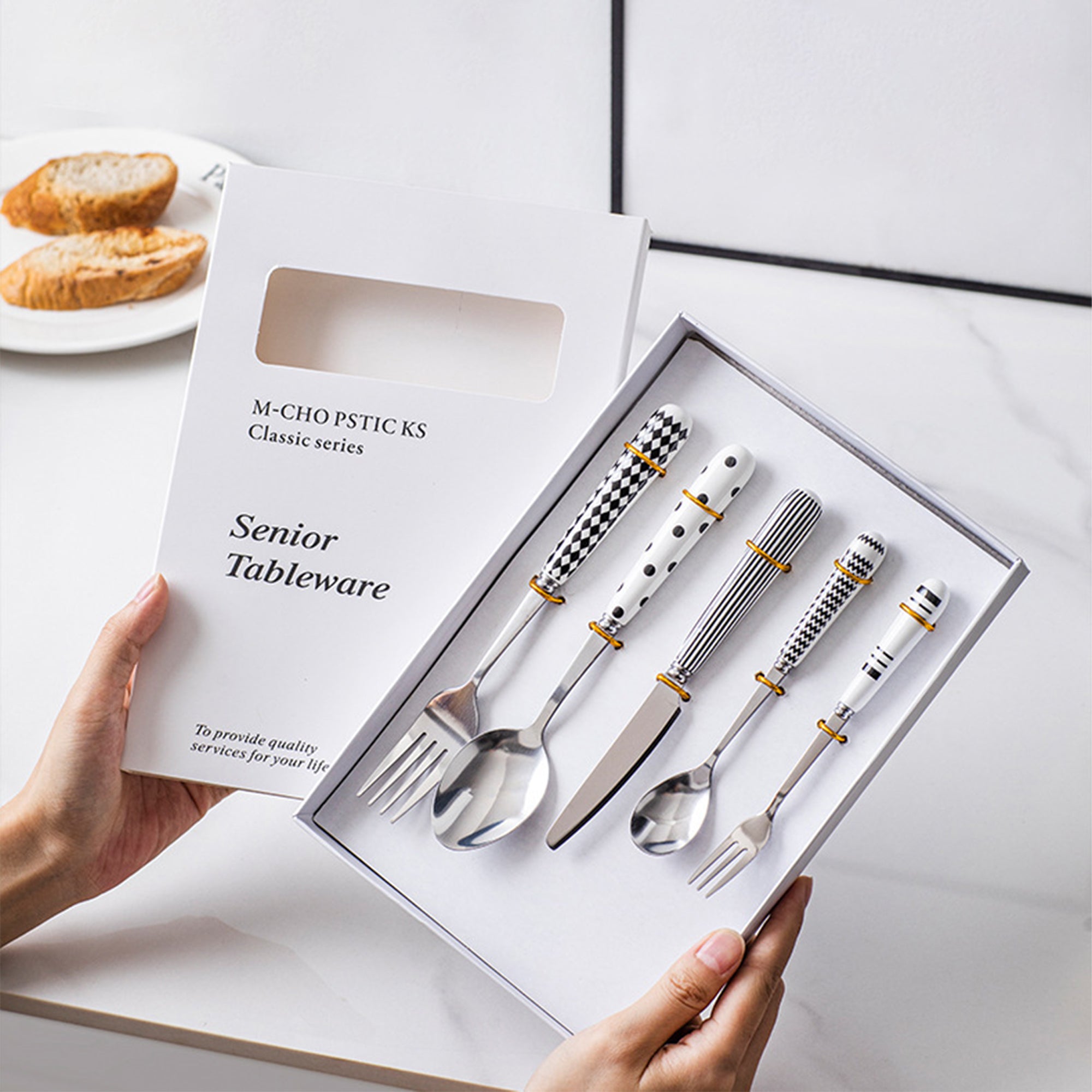 5 Pcs Stainless Steel Flatware Set With Ceramics Handle