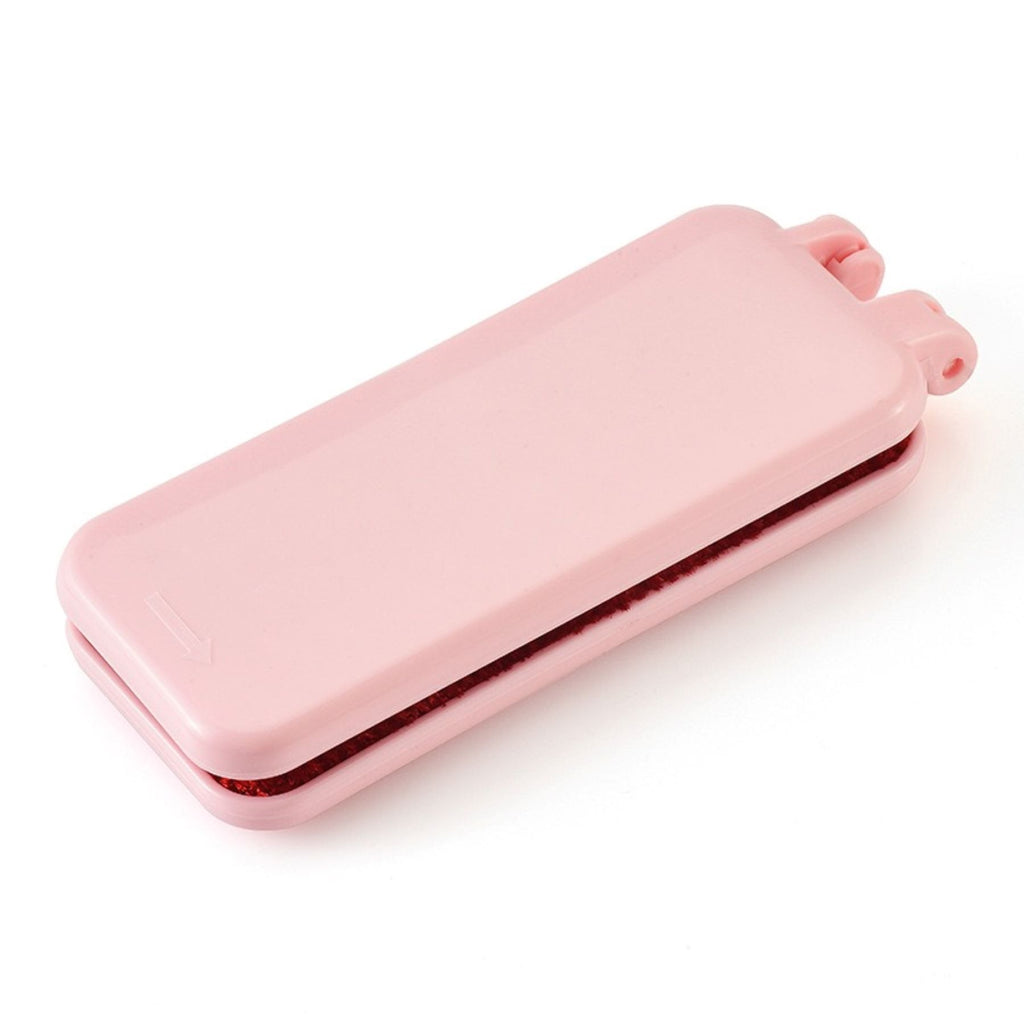 Clothing Dust Removal Brush