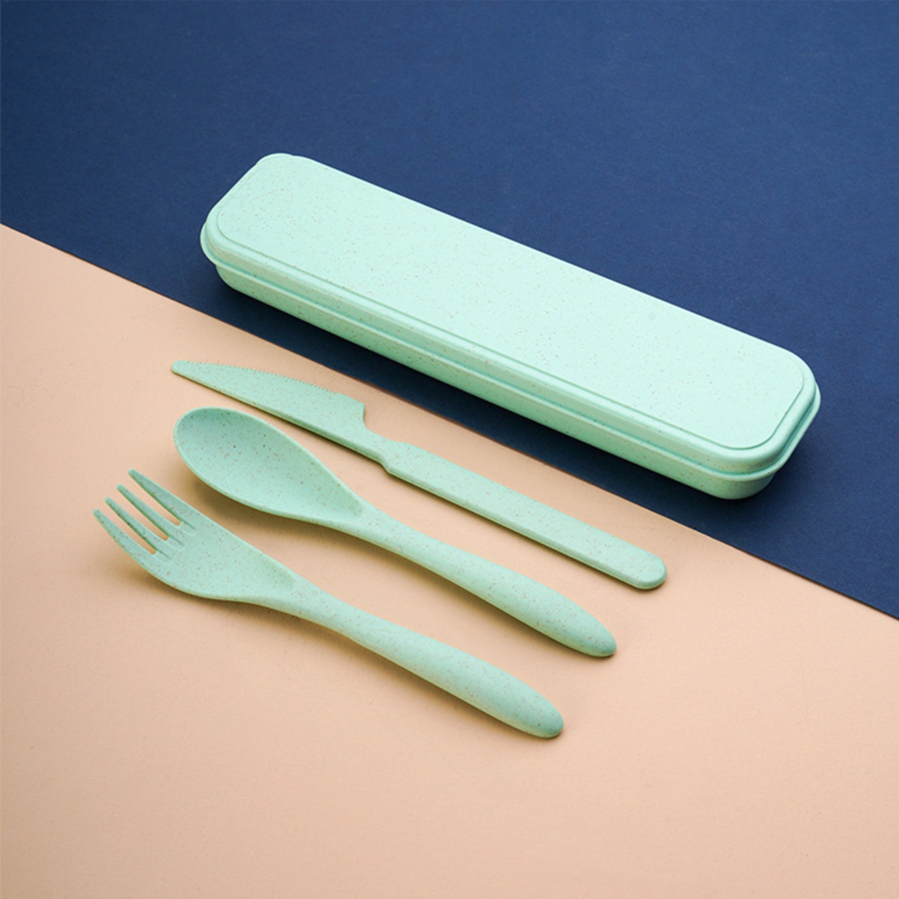 Degradable Thickened Plastic Travel Portable Tableware Set