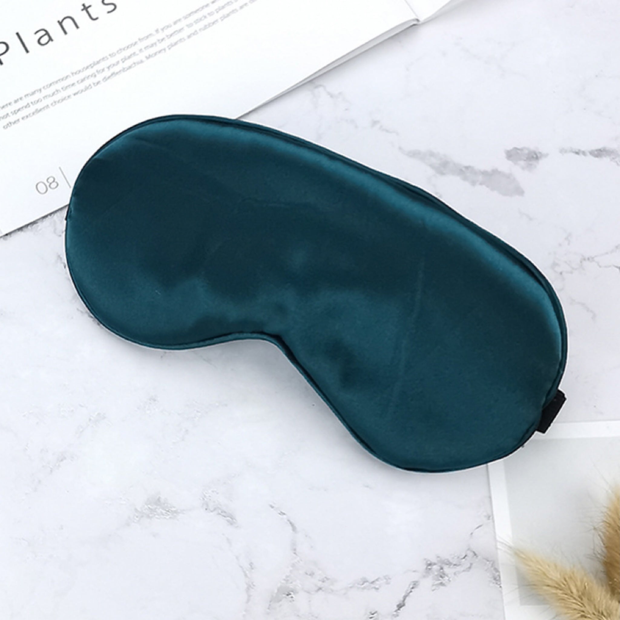Adjustable Elastic Light-Blocking Eye Mask