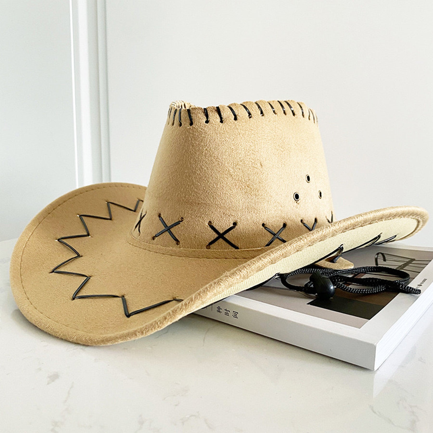 American Vintage Large Eaves Western Cowboy