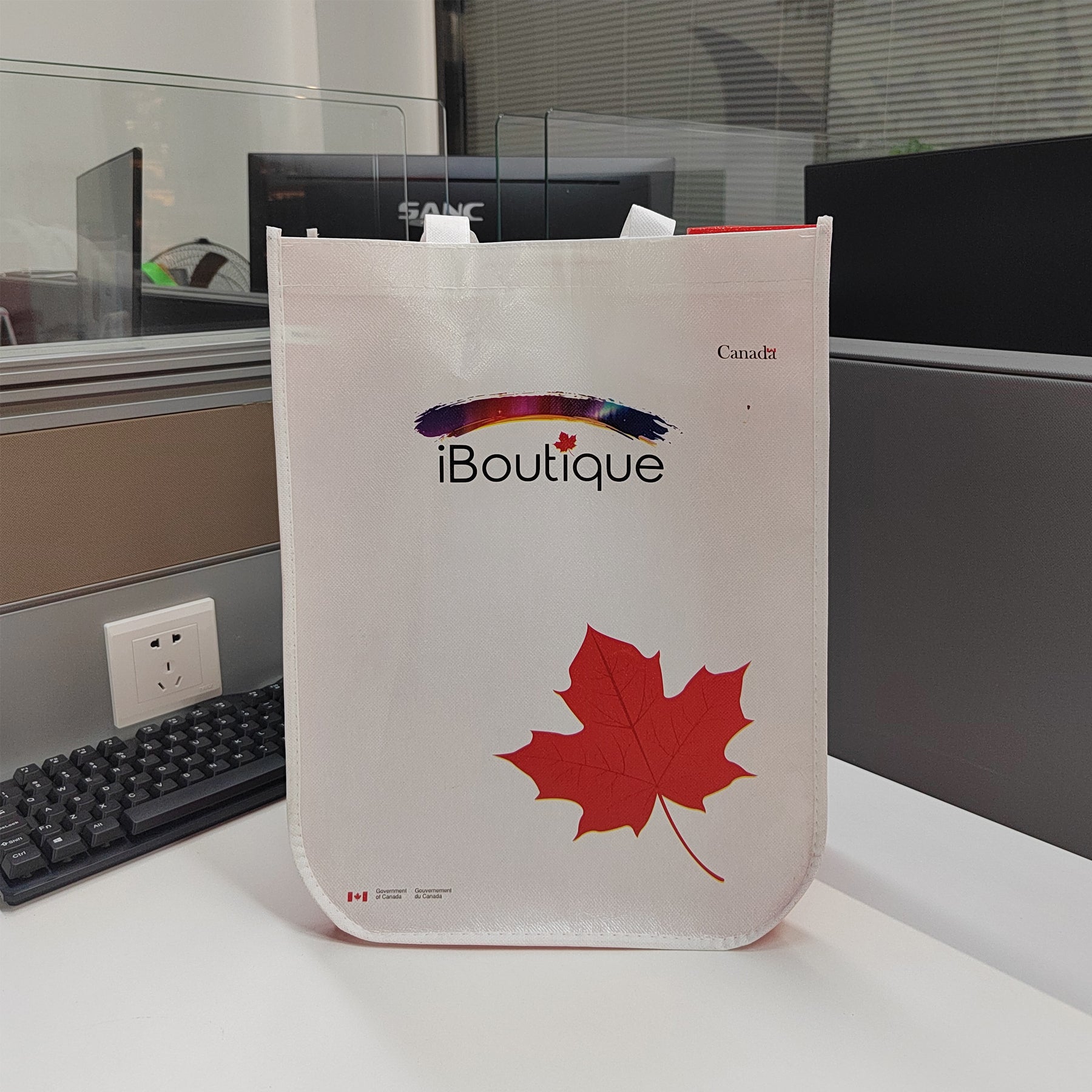 Custom Non Woven Shopping Tote Bags