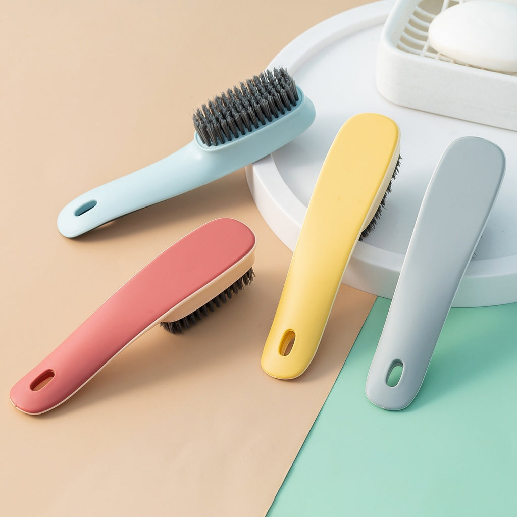 Plastic Long-Handled Shoe Brush
