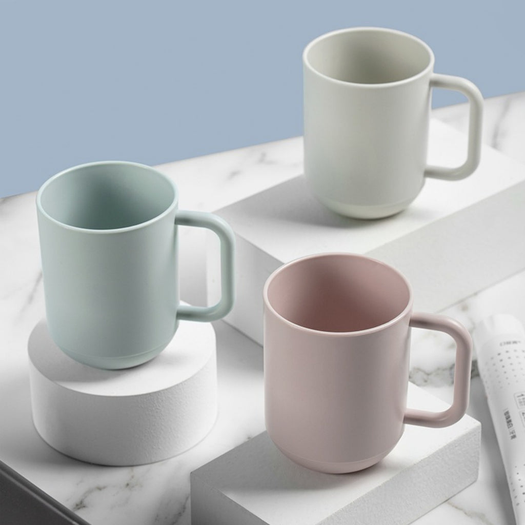 Simple Household Mouthwash Cup With Handle