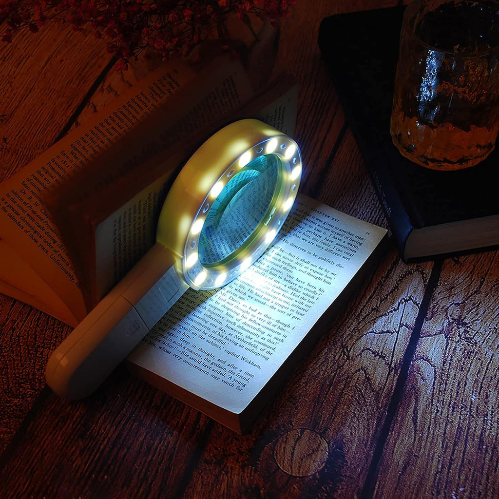 LED Illuminated Lighted Magnifier for Seniors