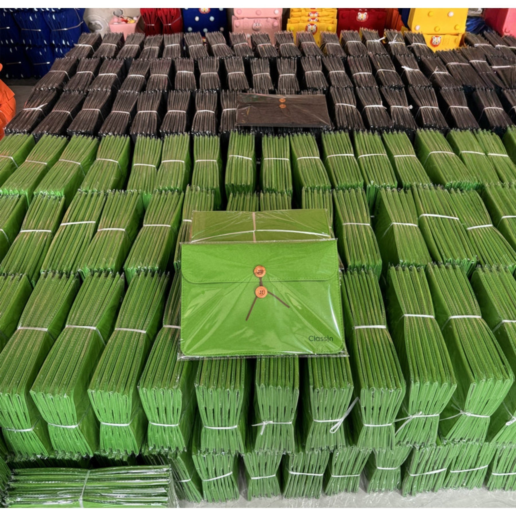 Felt A4 Document Holder