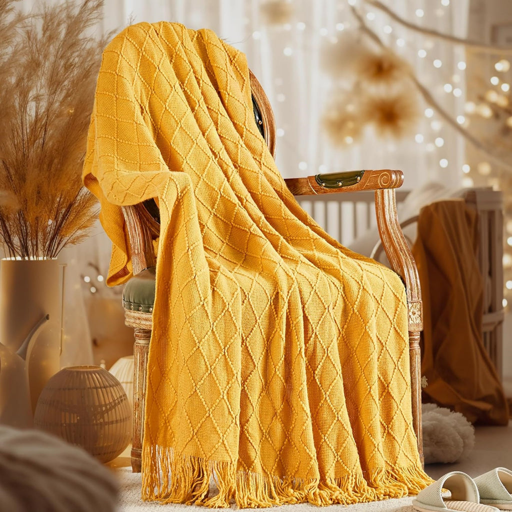 Embroidered Vintage Diamond Knitted Blanket