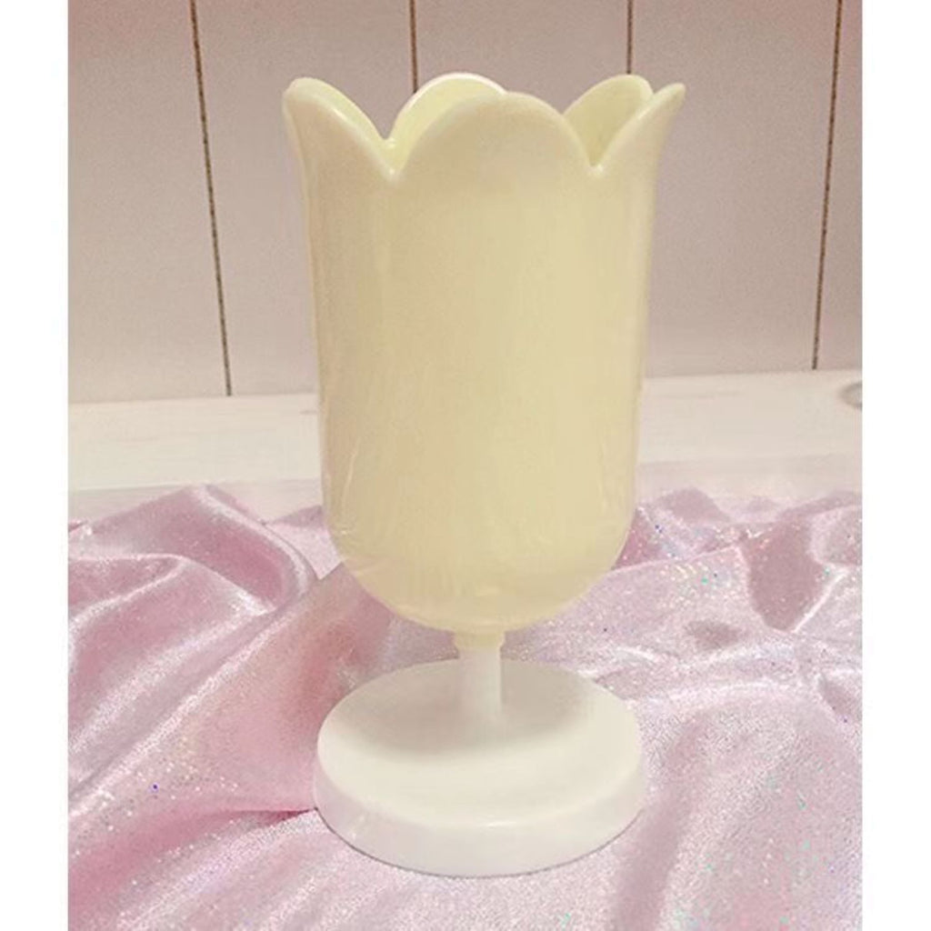 Tulip Pen Holder