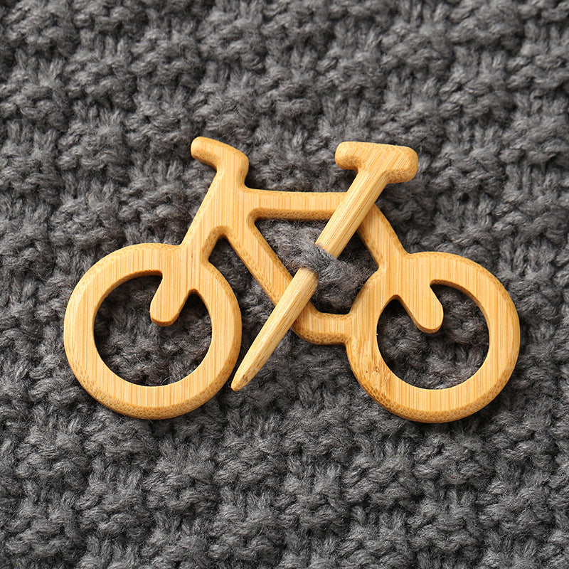 Wooden Animal - Pattern Brooch Pin Gift