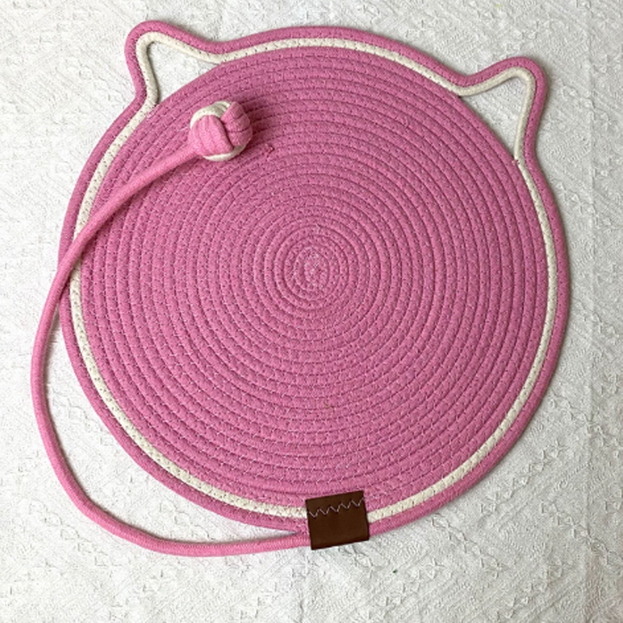 Cat Shaped Cotton Rope Scratcher Mat with Toy Ball