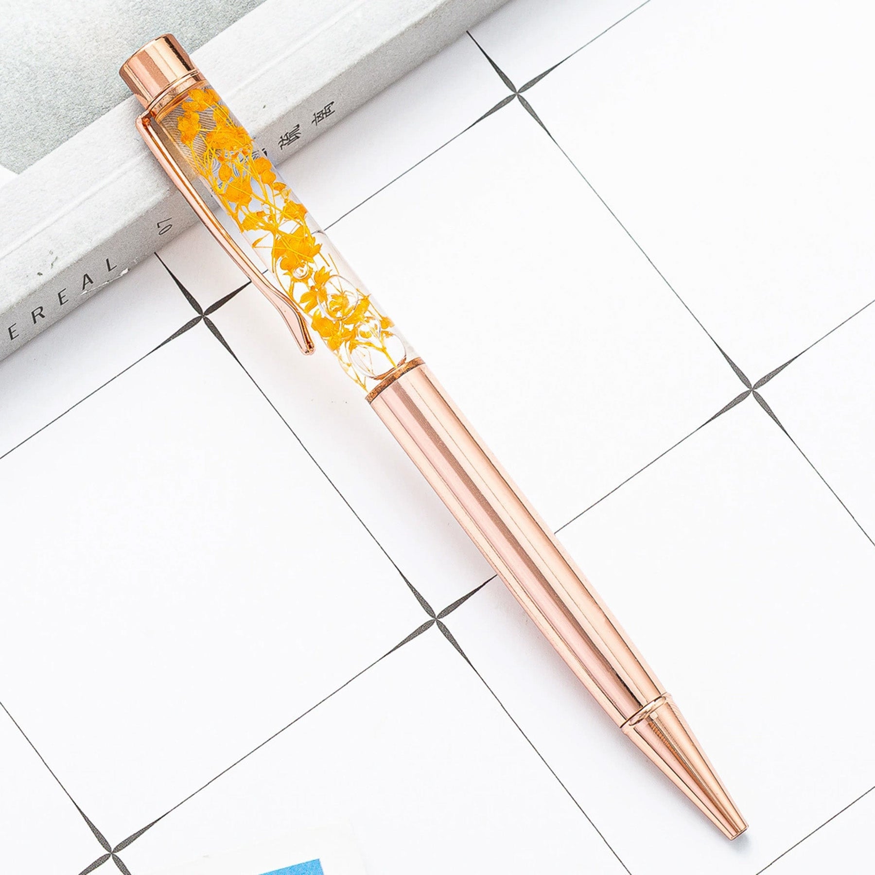 Fill The Oil With Dried Flower Ballpoint Pens