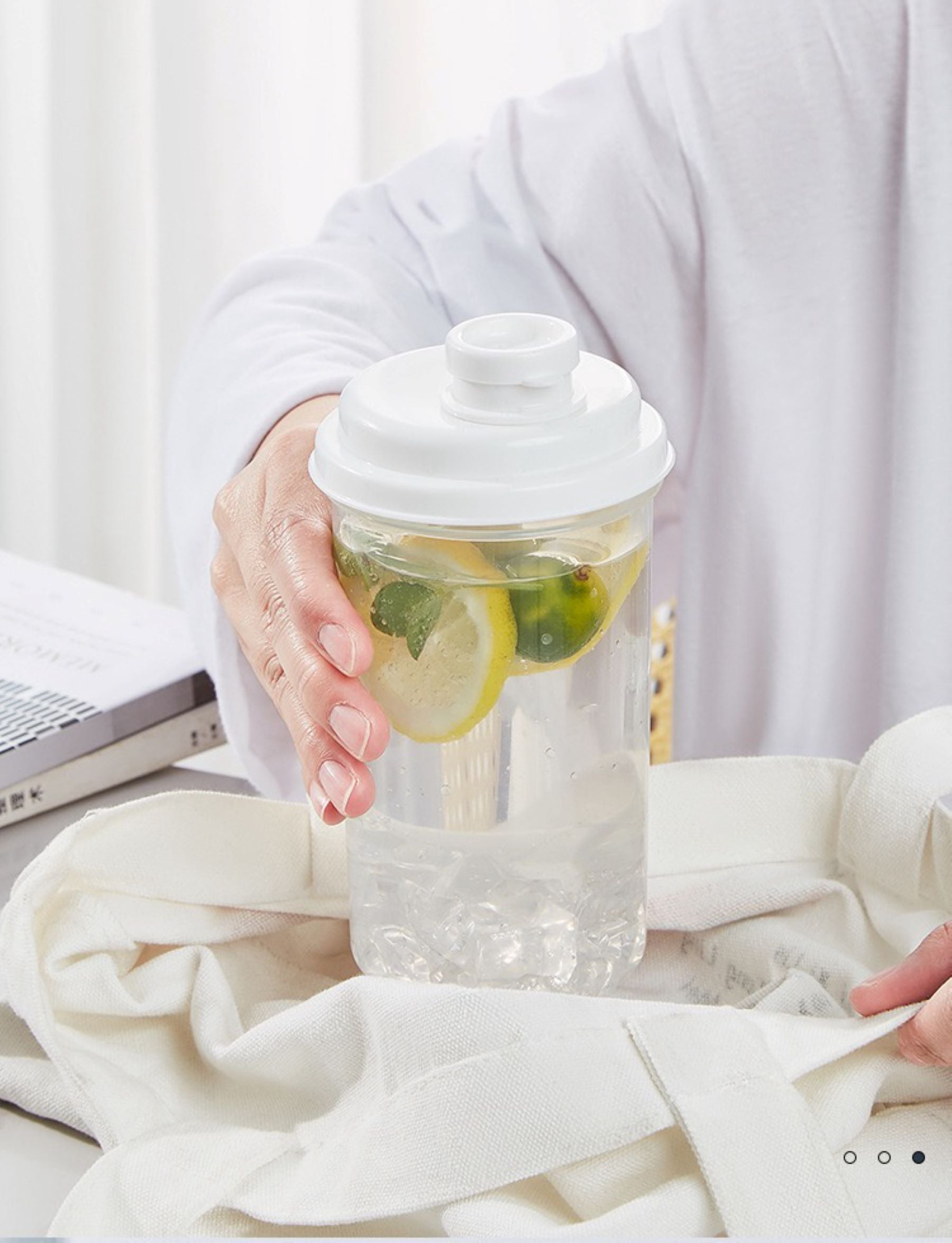 7 Oz Portable Transparent Water Bottle
